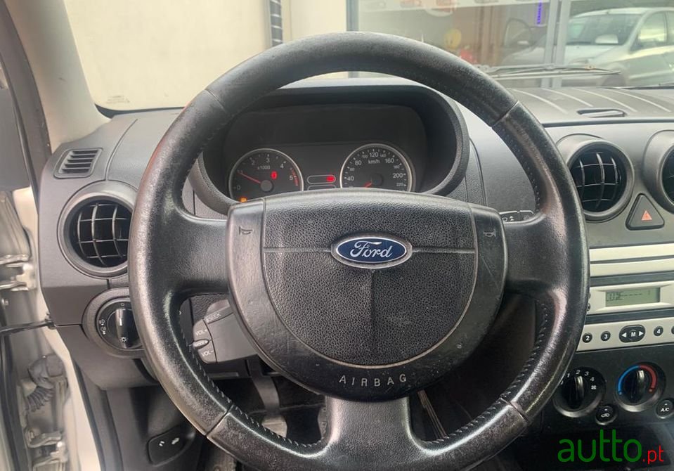 2005' Ford Fusion Elegance photo #4