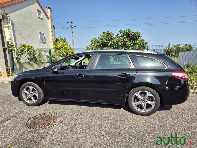 2012' Peugeot 508 Sw photo #2