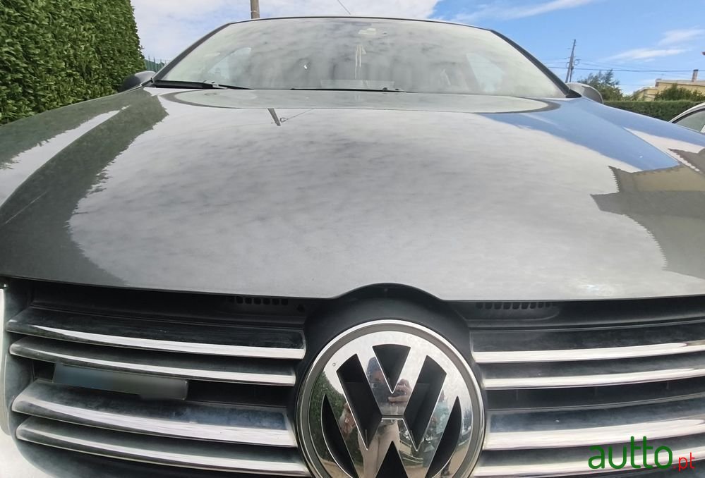 2008' Volkswagen Jetta photo #3