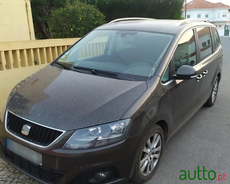 2014' SEAT Alhambra photo #4