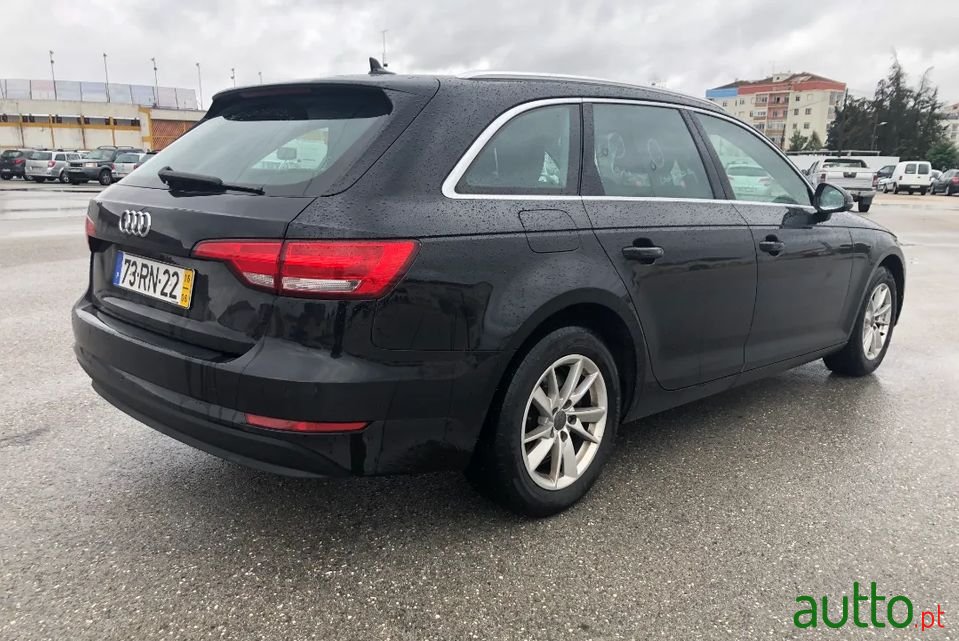 2016' Audi A4 Avant photo #3