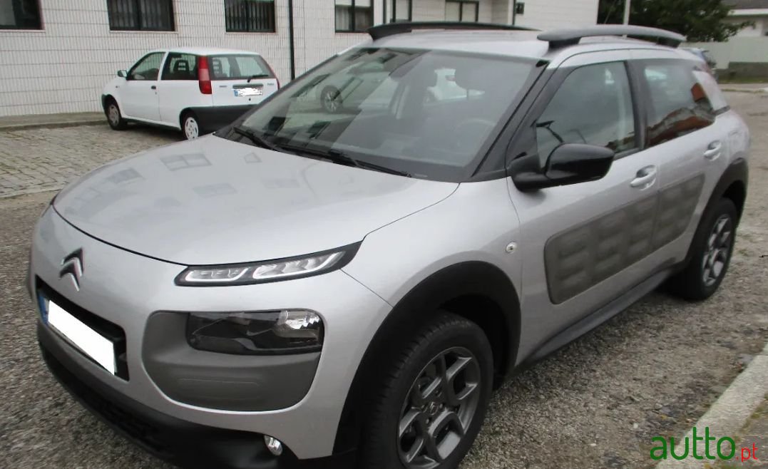 2014' Citroen C4 Cactus photo #2