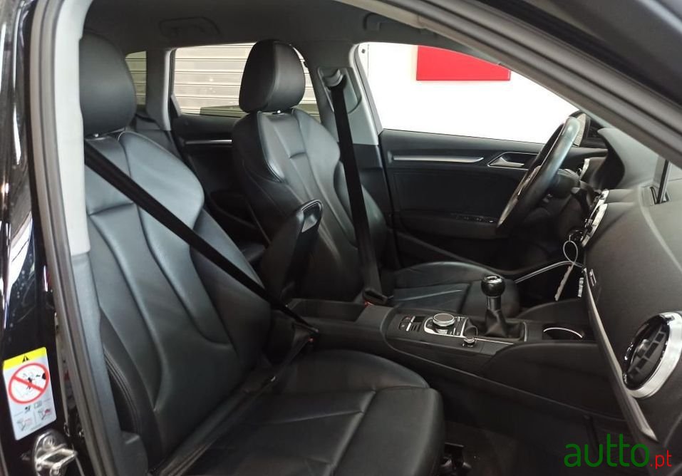 2017' Audi A3 Sportback photo #6