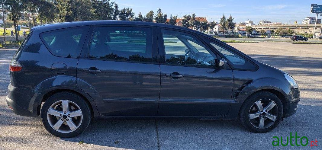 2007' Ford S-Max photo #1