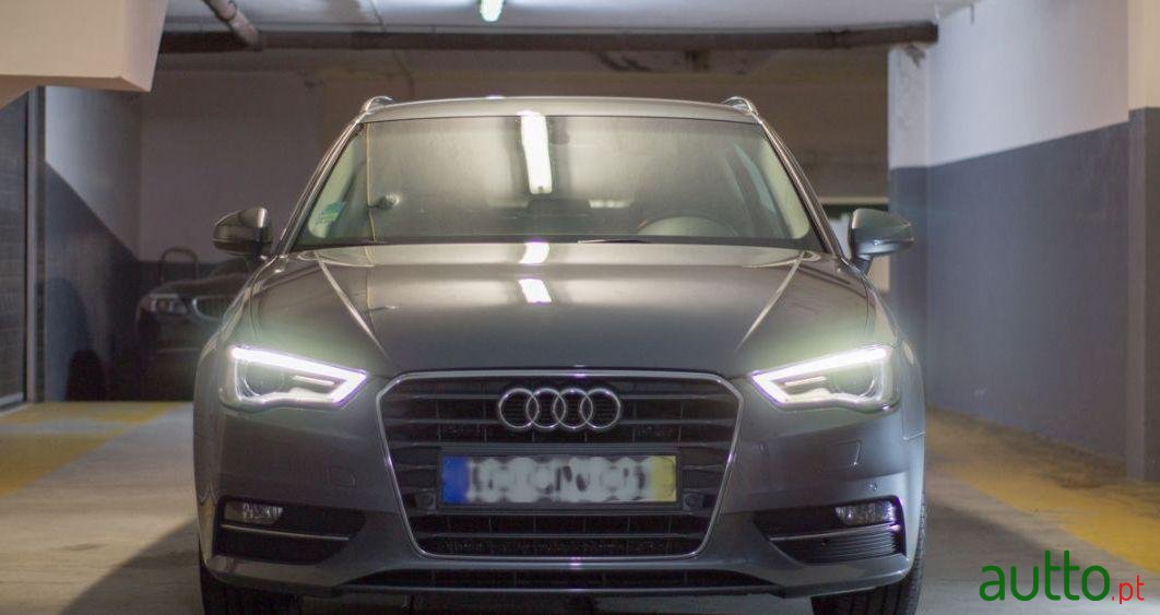 2015' Audi A3 Sportback photo #2