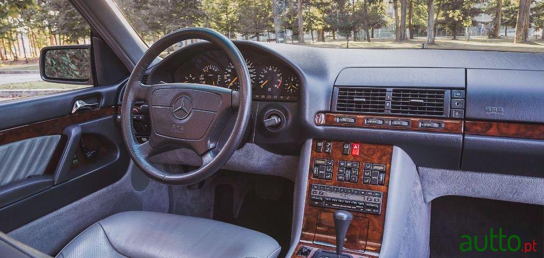 1993' Mercedes-Benz S-300 Se 3200 photo #3