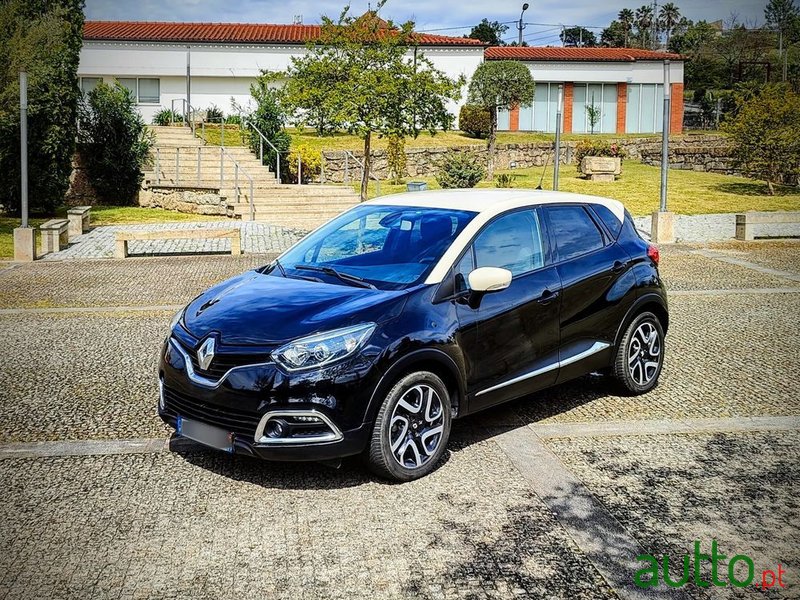 2014' Renault Captur Tce 90 Evolution photo #2