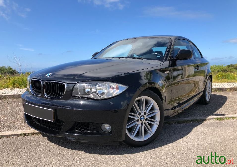 2010' BMW 118 photo #1