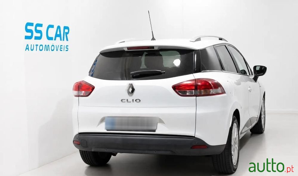 2020' Renault Clio 0.9 Tce Limited photo #5