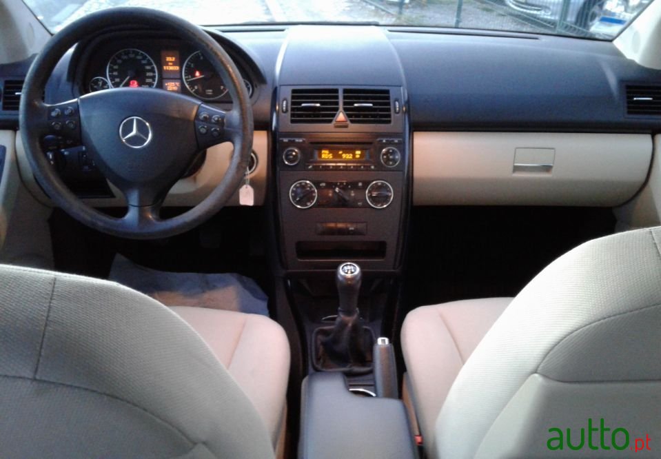 2010' Mercedes-Benz A-160 photo #5