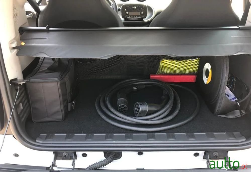 2020' Smart Fortwo Passion photo #5