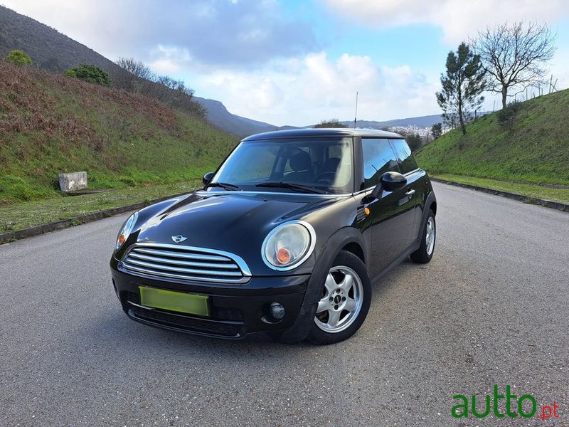 2009' MINI Cooper D 3 Portas photo #6