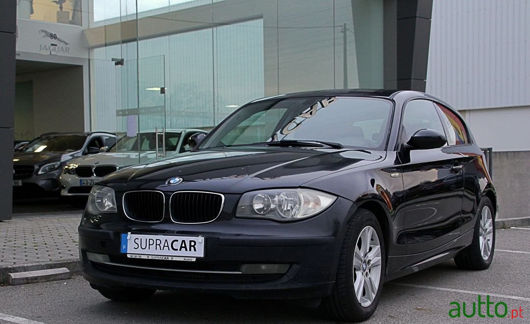 2008' BMW 118 photo #1