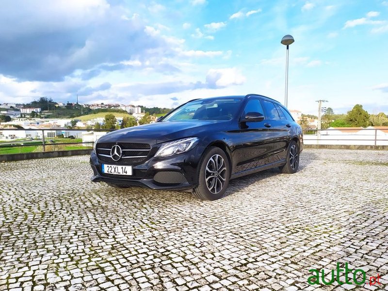 2017' Mercedes-Benz C-220 photo #1