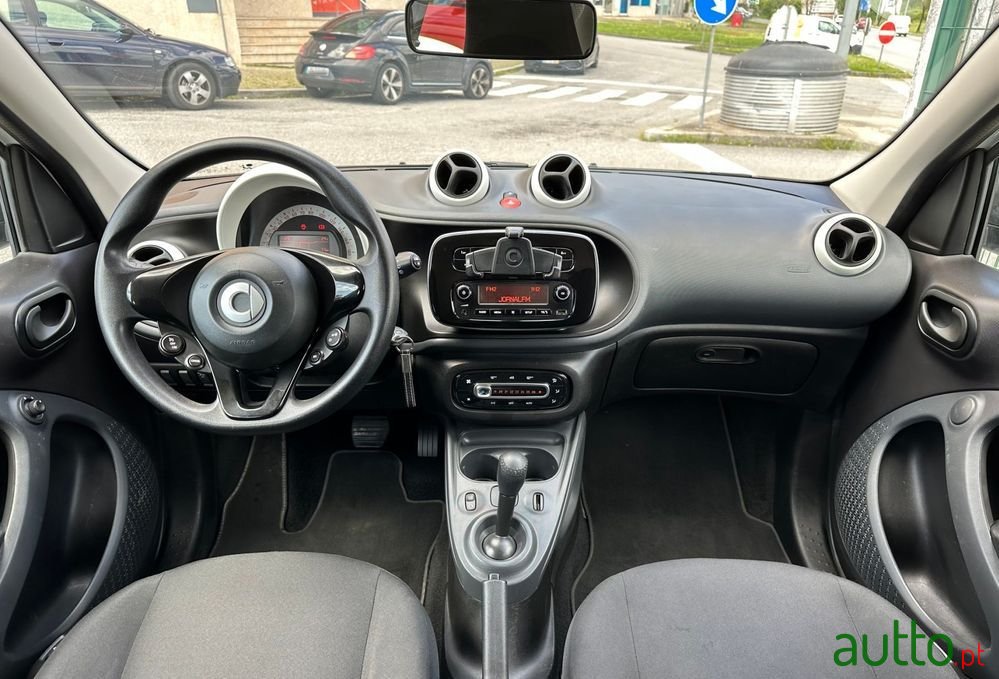 2017' Smart Forfour 1.0 71 Aut. photo #6