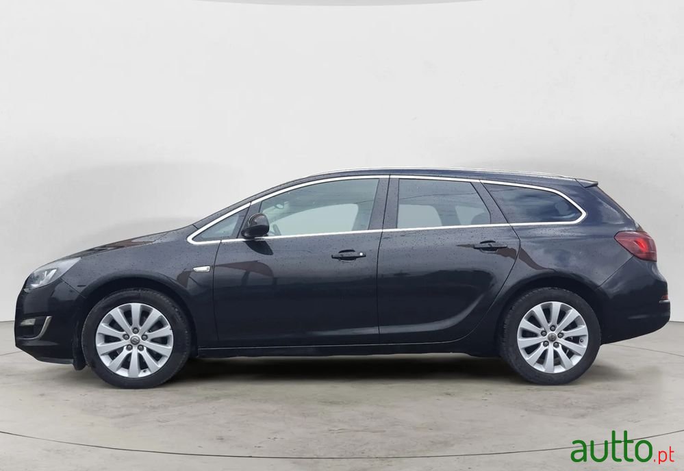 2016' Opel Astra Sports Tourer photo #2