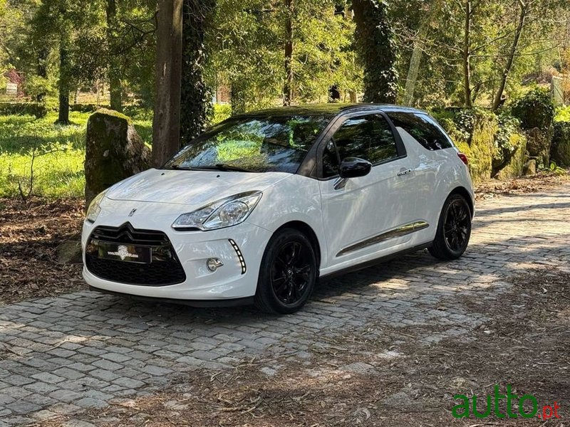 2013' Citroen DS3 1.2 Vti So Chic photo #1