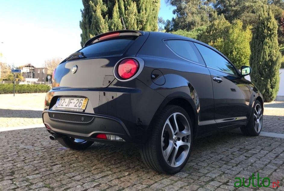 2010' Alfa Romeo MiTo 1.6 Jtd photo #1