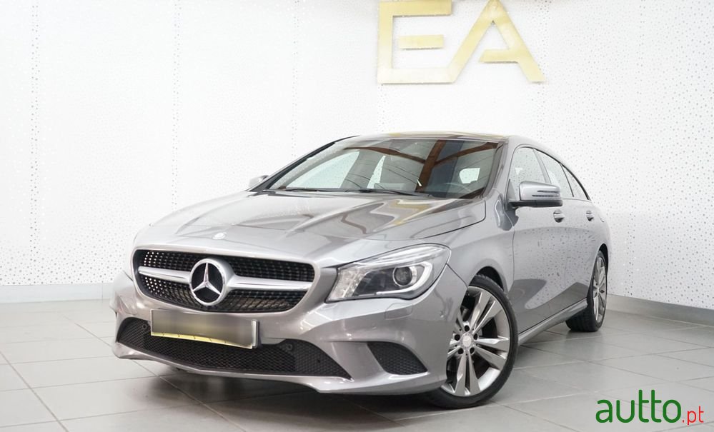 2015' Mercedes-Benz Classe Cla photo #3