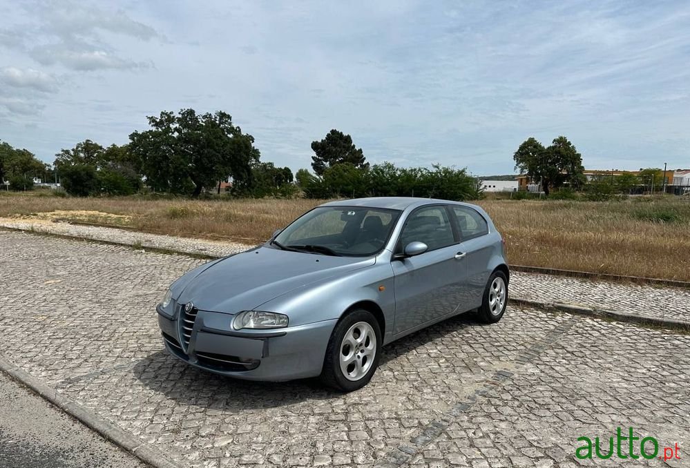 2003' Alfa Romeo 147 photo #1
