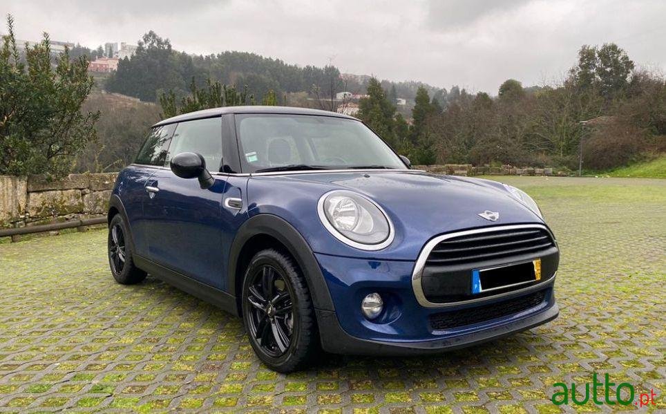 2015' MINI One D photo #1