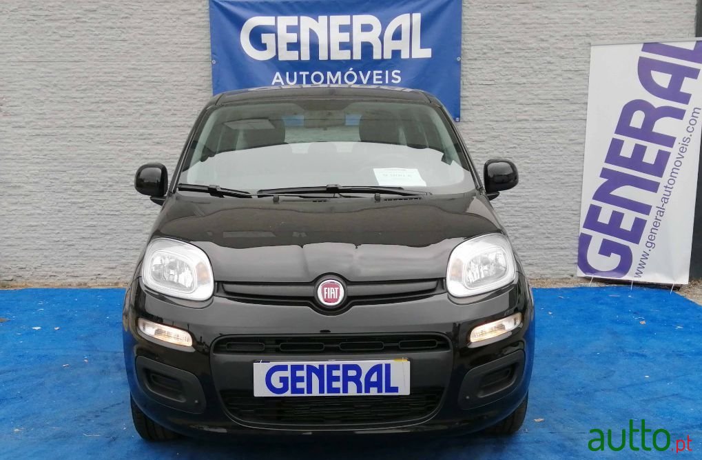 2018' Fiat Panda photo #2