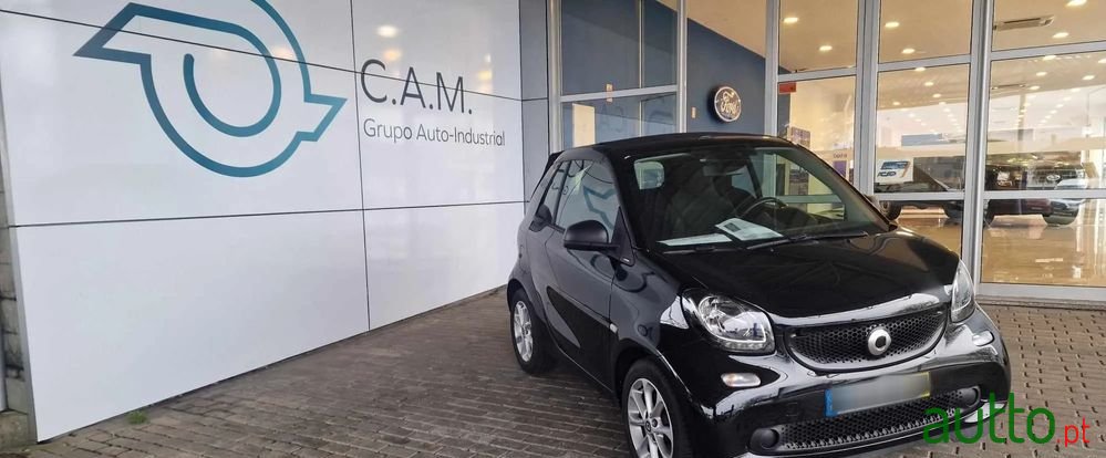 2018' Smart City Cabrio photo #4