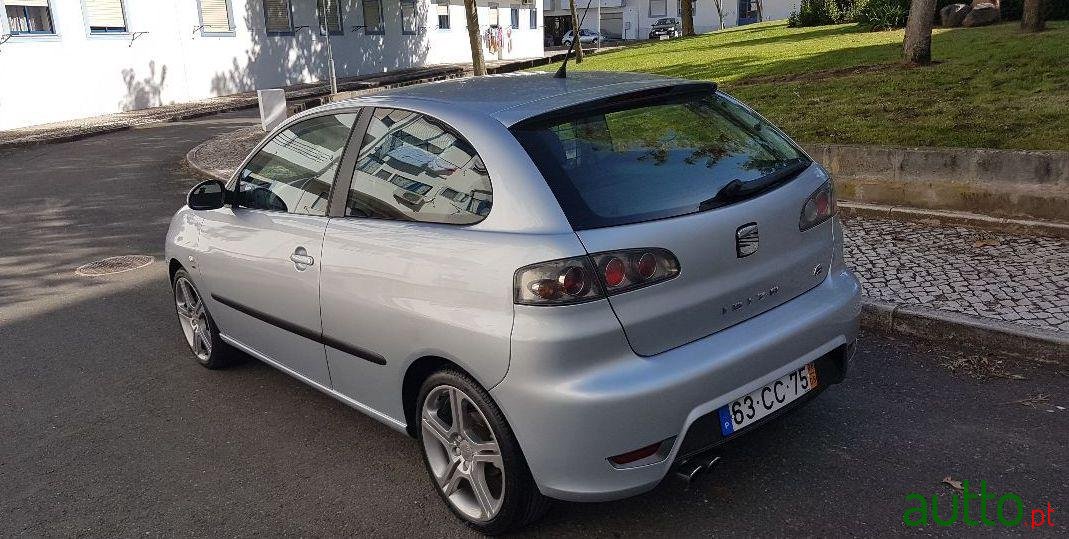 2006' SEAT Ibiza Fr photo #1