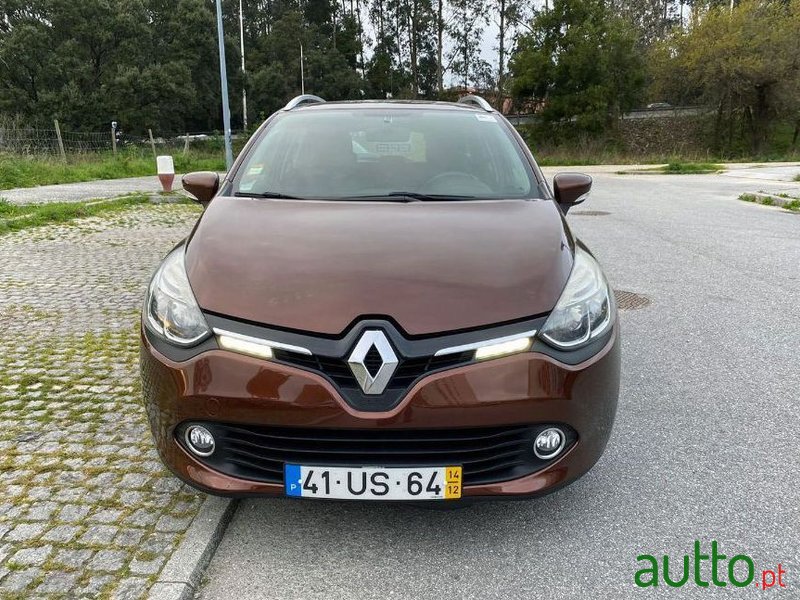 2014' Renault Clio Sport Tourer photo #1