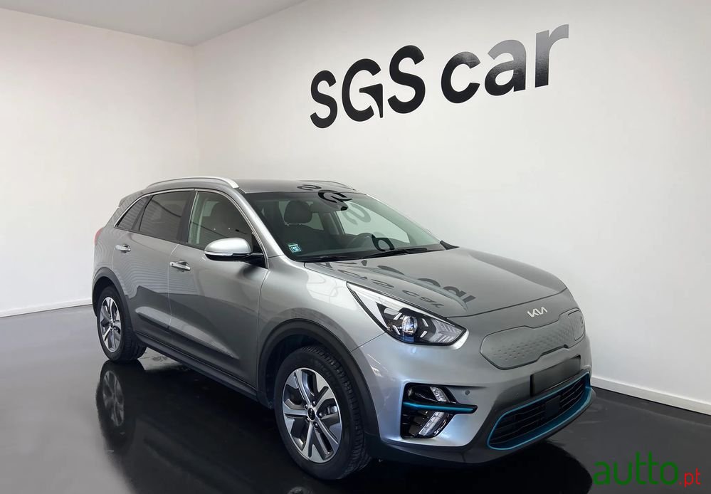 2022' Kia e-Niro 39.2Kwh Move 39 photo #6