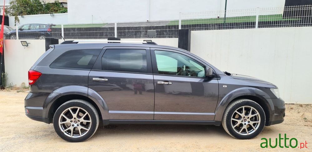 2015' Fiat Freemont 2.0 M-Jet photo #4