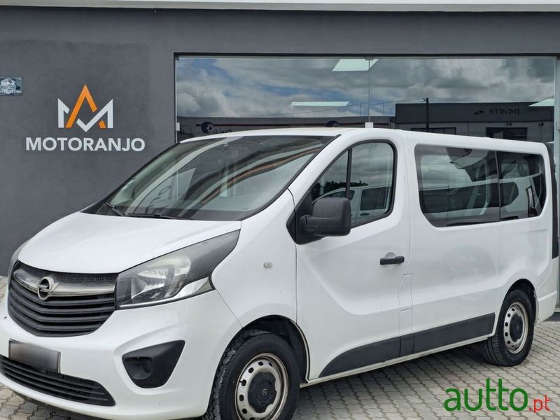 2016' Opel Vivaro photo #1
