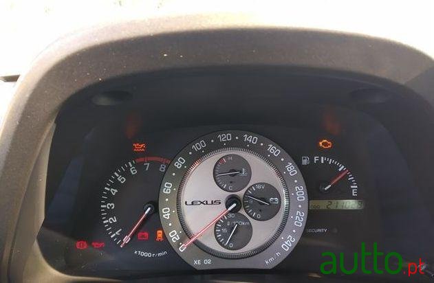 2001' Lexus Is-200 photo #3