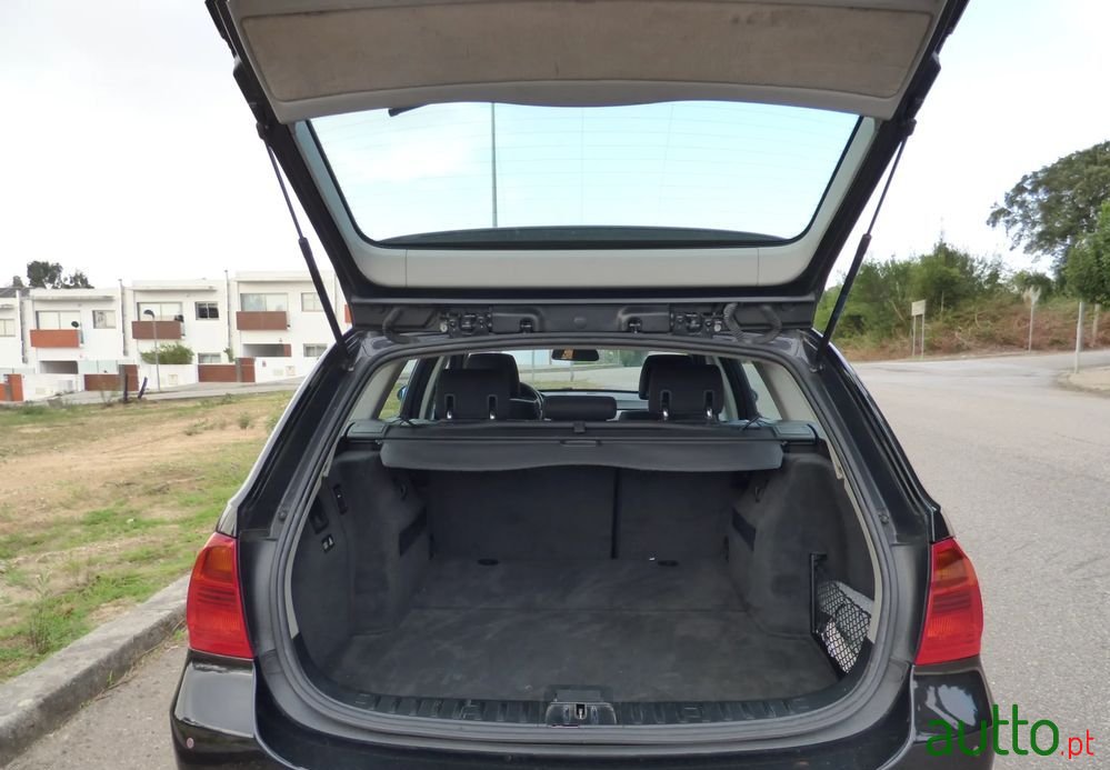 2007' BMW Série 3 I Touring photo #6