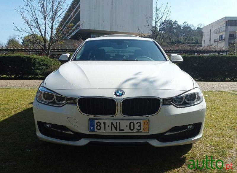 2013' BMW 318 photo #4