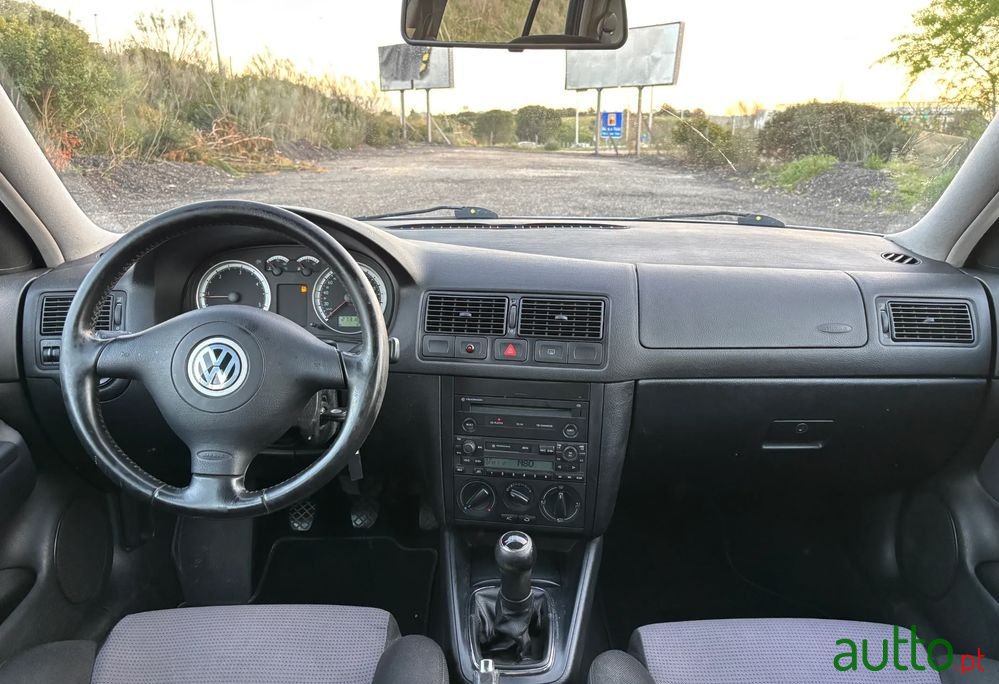 2002' Volkswagen Golf 1.9 Tdi 25 Anos photo #5