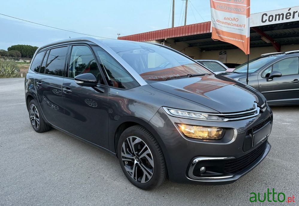 2022' Citroen Grand C4 SpaceTourer photo #3