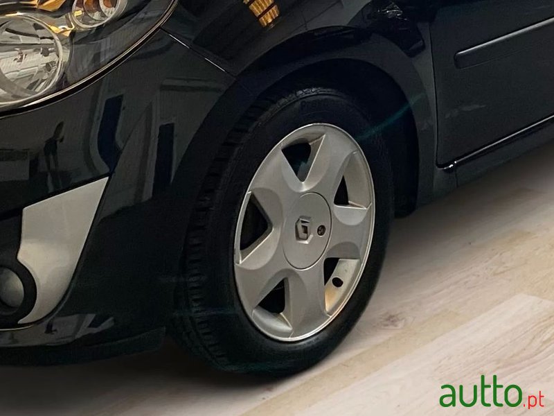 2008' Renault Twingo photo #6