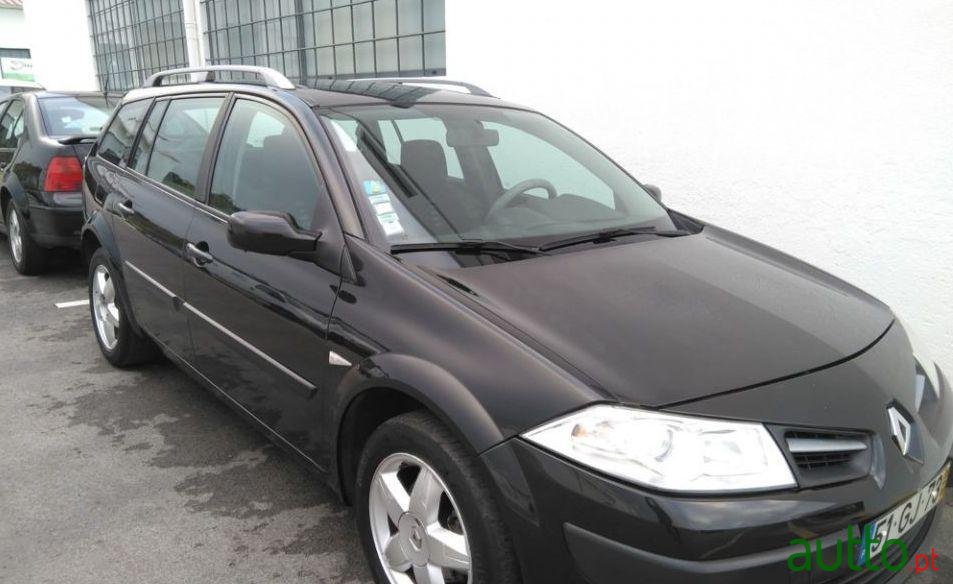 2008' Renault Megane Break photo #1