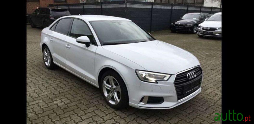 2017' Audi A3 Limousine photo #3