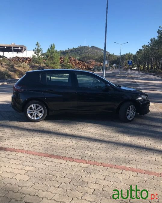 2018' Peugeot 308 photo #1