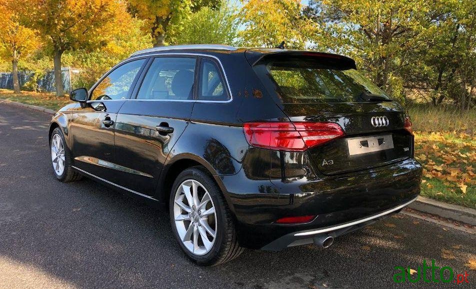 2016' Audi A3 Sportback photo #3