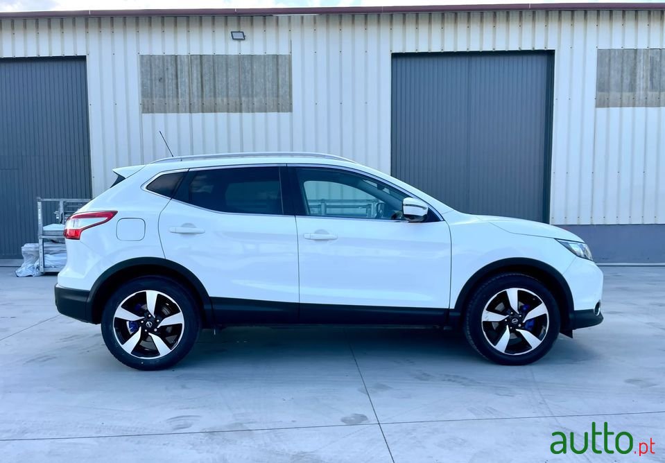 2015' Nissan Qashqai photo #4