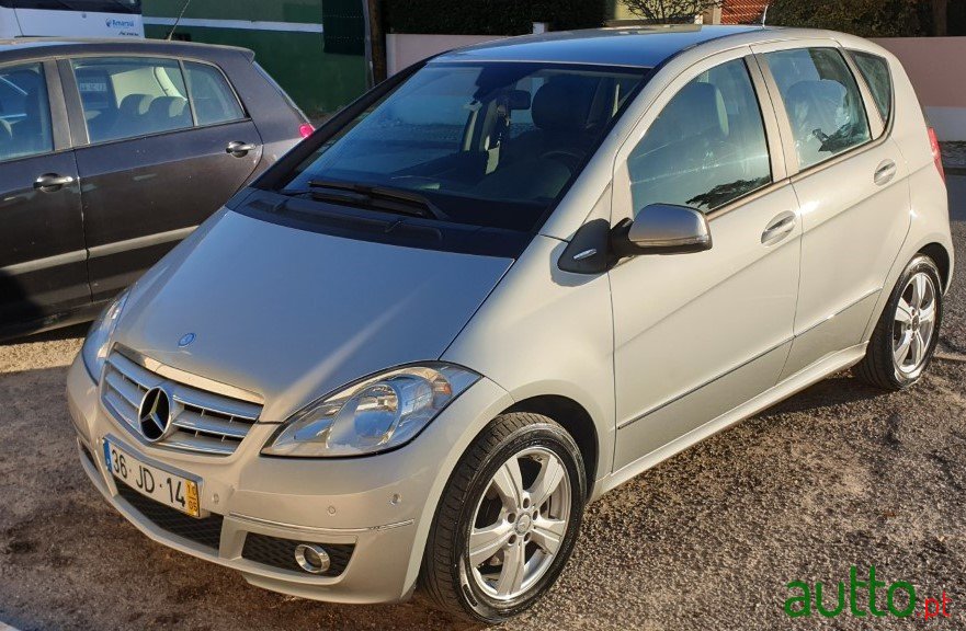2010' Mercedes-Benz A 200 photo #1
