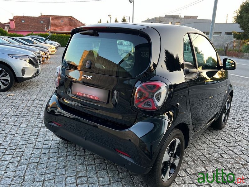 2021' Smart Fortwo Eq Passion photo #4