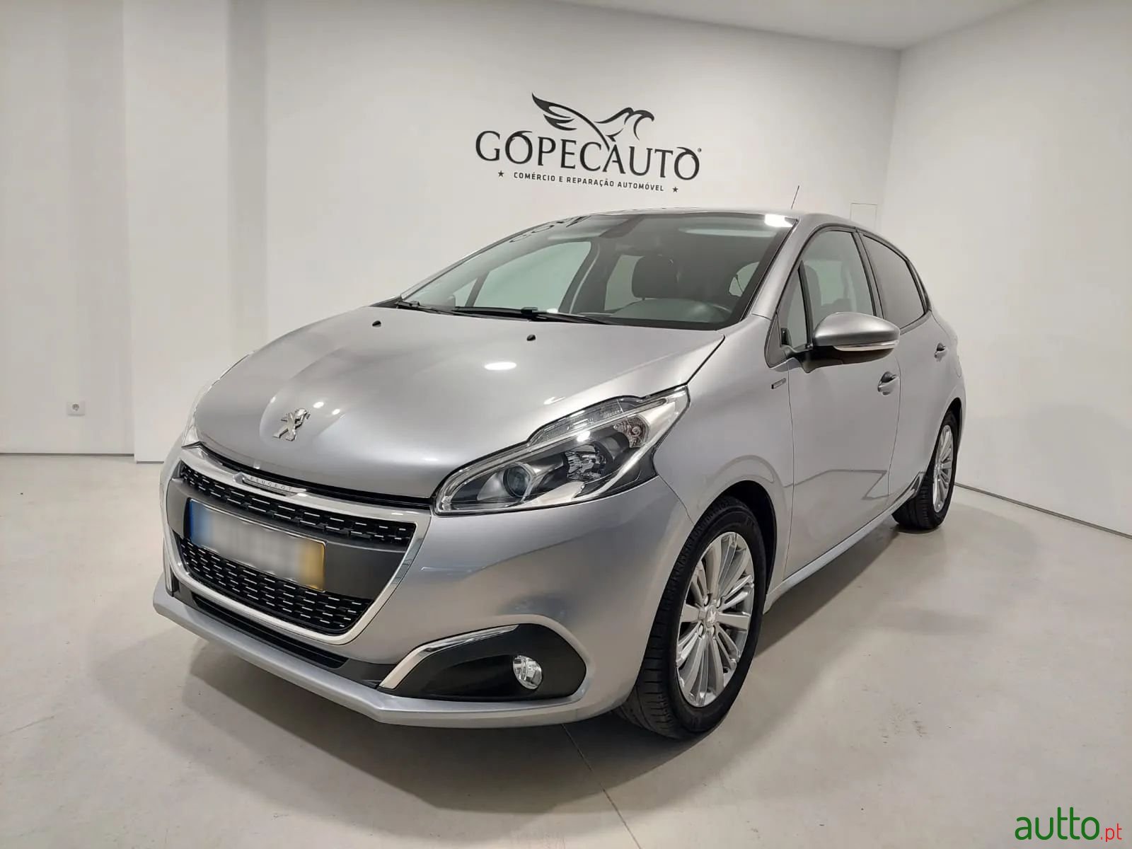 2019' Peugeot 208 photo #3