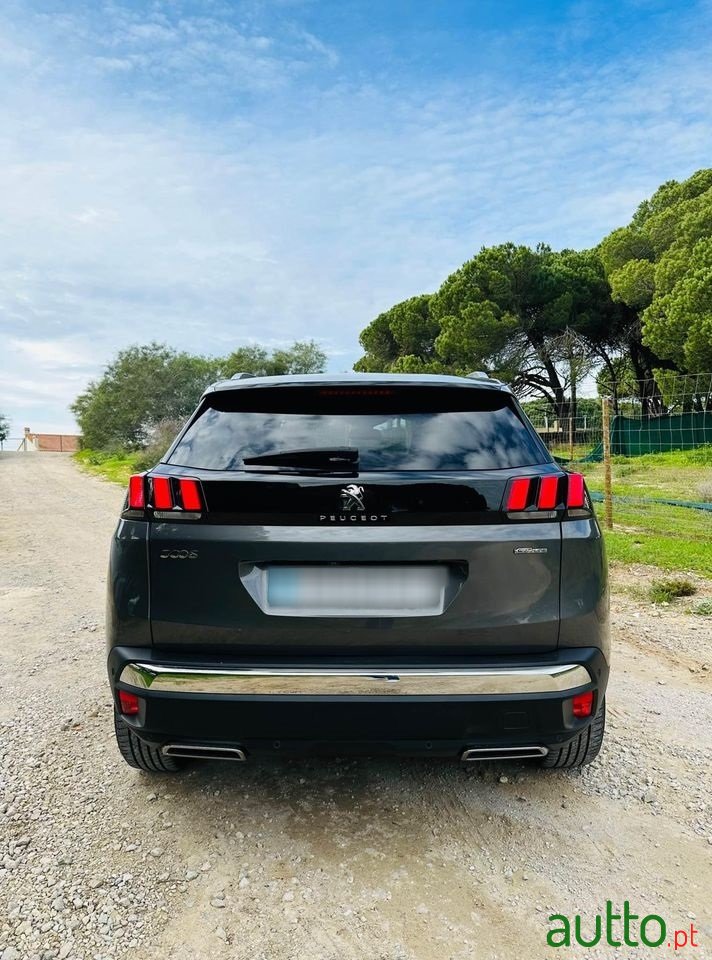 2018' Peugeot 3008 photo #3