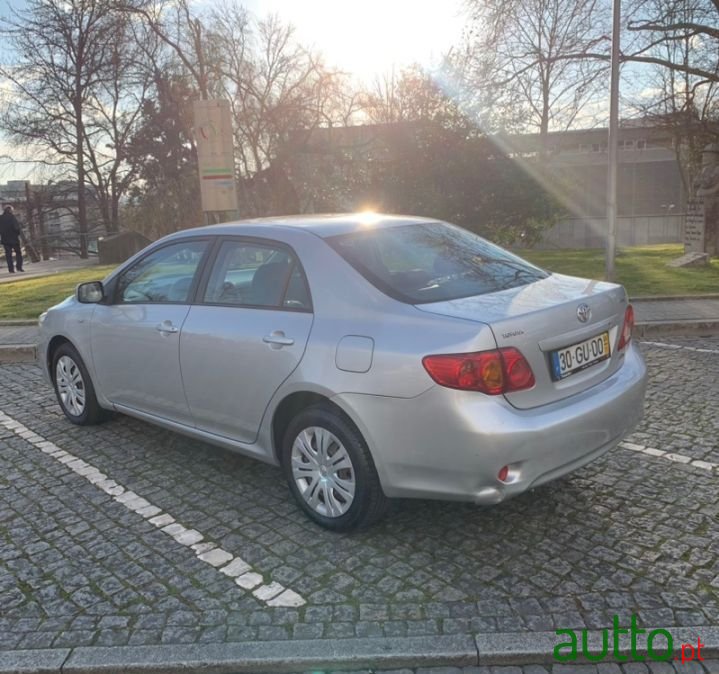 2008' Toyota Corolla photo #3