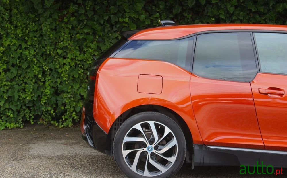 2017' BMW Série I photo #4