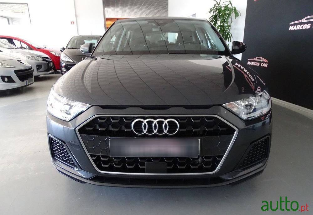 2021' Audi A1 Sportback photo #2